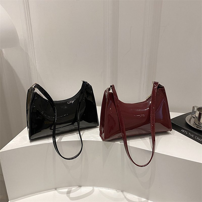 Patent Leather Minimalist Shoulder Baguette Bag