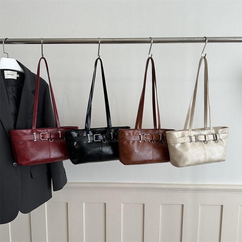 Minimalist Belted Light Luxury Shoulder Bag