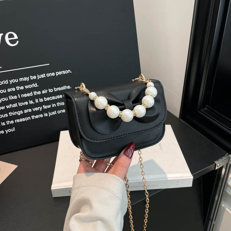 Pearl Chain Bow Shoulder Bag view 3