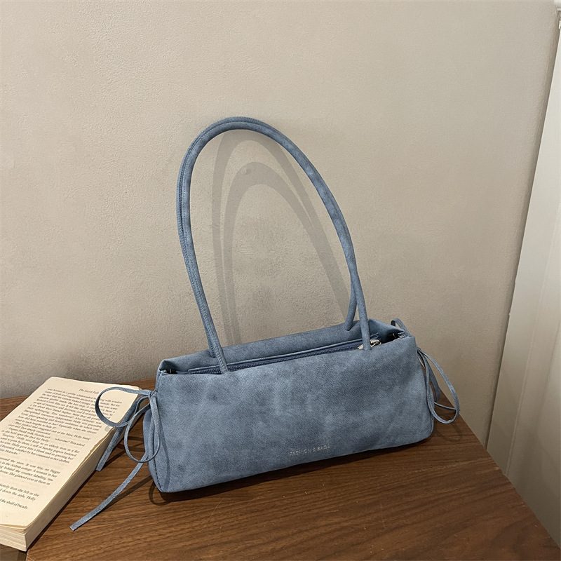 Minimalist Shoulder Bag view 4