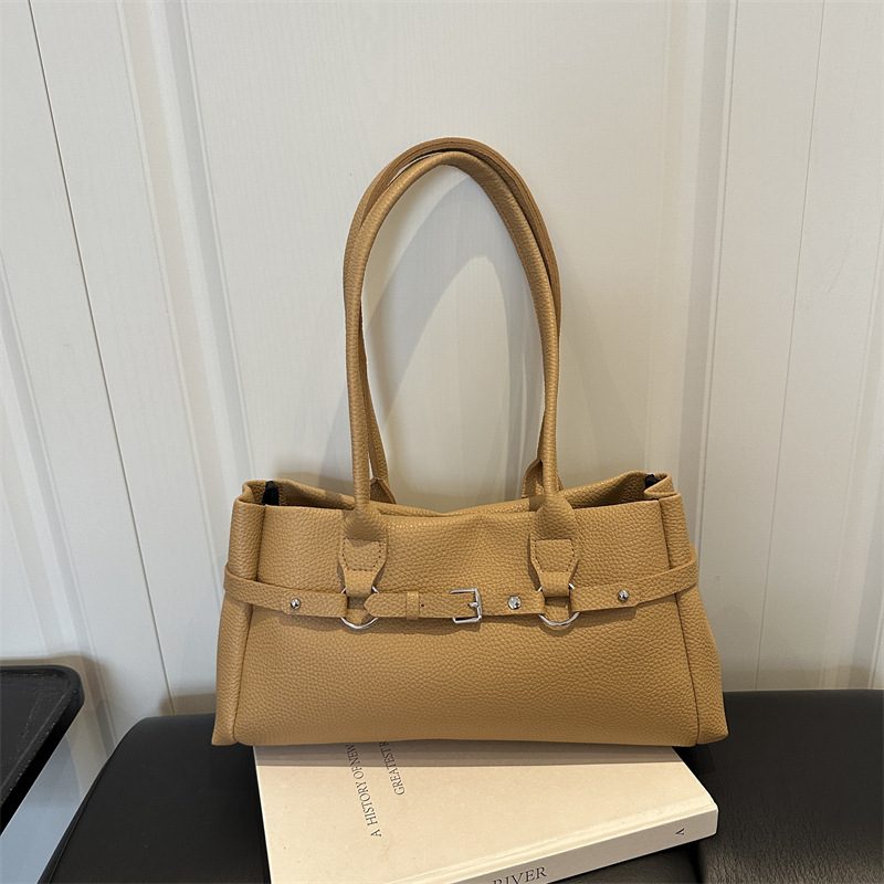 Vintage Oil Leather Baguette Shoulder Bag view 4