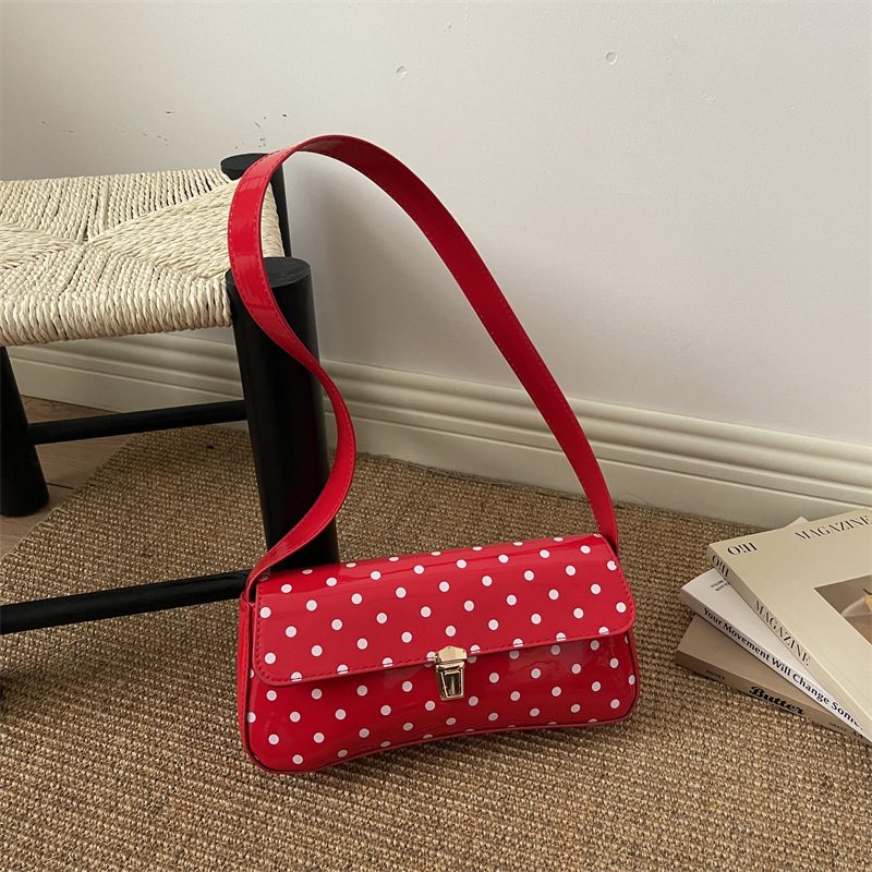 Minimalist Textured Designer Shoulder Bag view 3