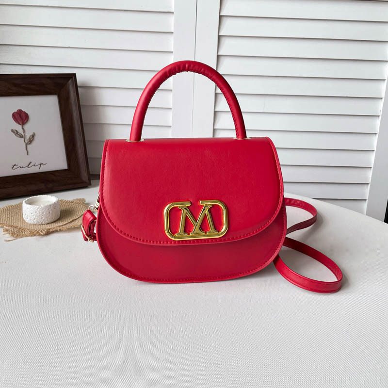 Minimalist Vintage Shoulder Bag view 3