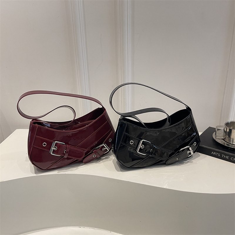 Retro Baguette Shoulder Bag