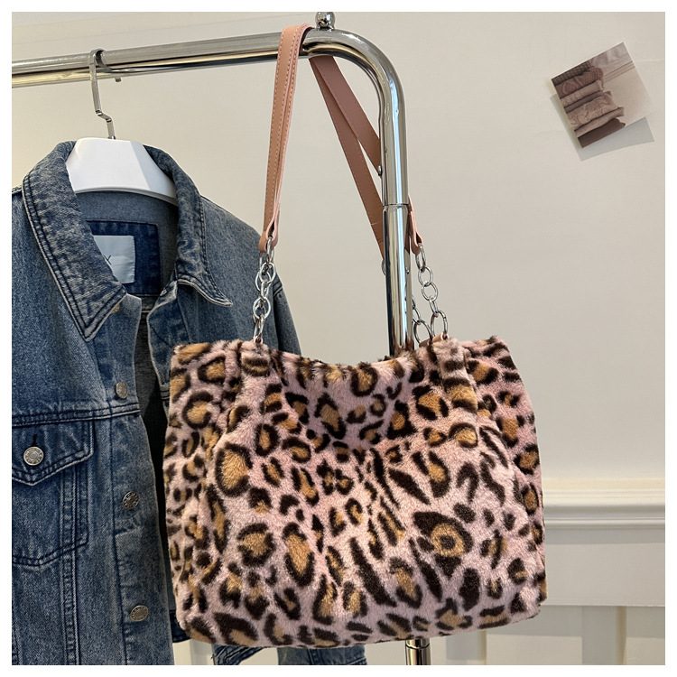 Leopard Faux Fur Chain Shoulder Bag view 3