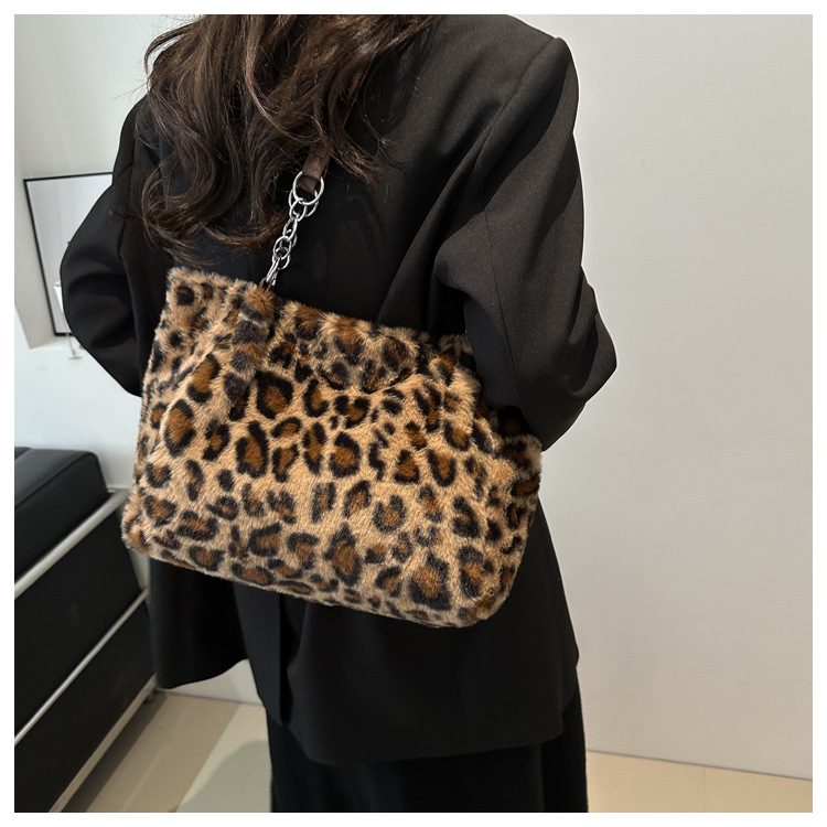 Leopard Faux Fur Chain Shoulder Bag view 4