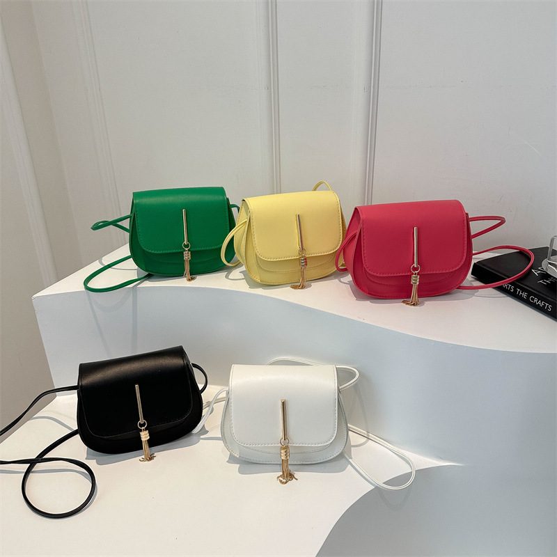 Tassel Saddle Shoulder Bag