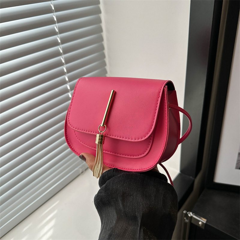 Bolsa de Ombro Sela com Franjas view 2
