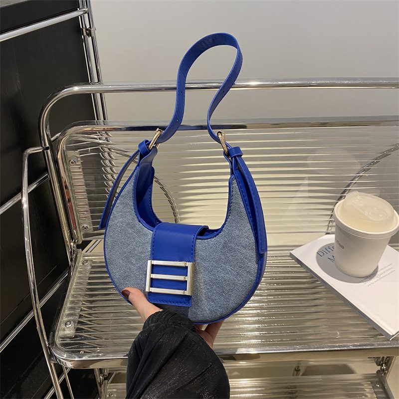 Schultertasche Halbmond mit Farbblock view 2