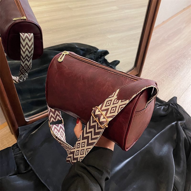 Casual Pillow Shoulder Bag view 3
