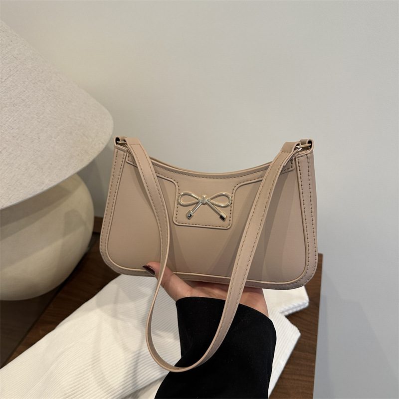 Bow Detail Shoulder Baguette Bag view 2