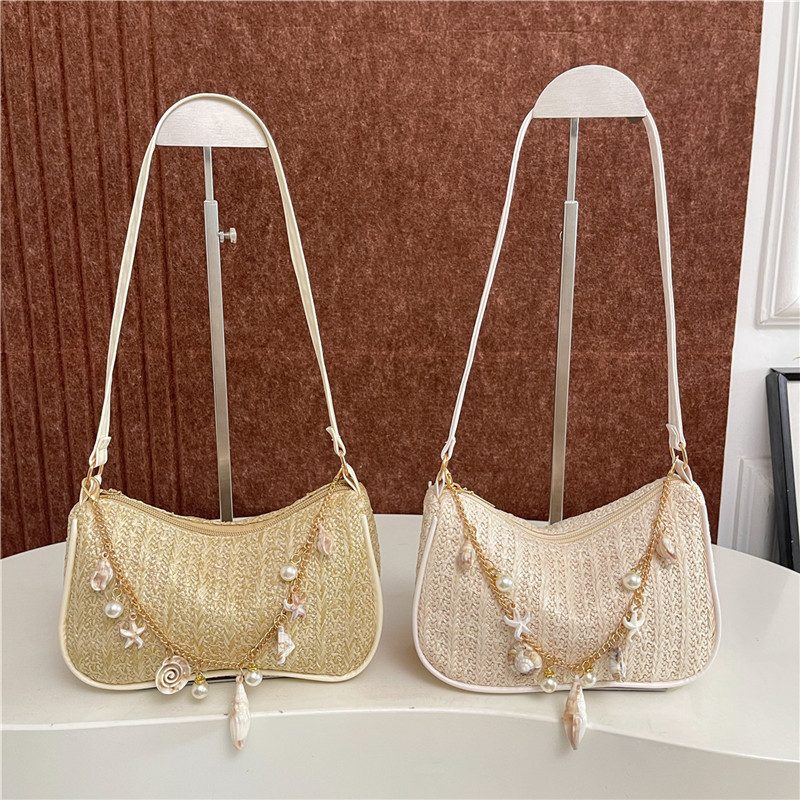 Pearl Straw Woven Shell Shoulder Bag