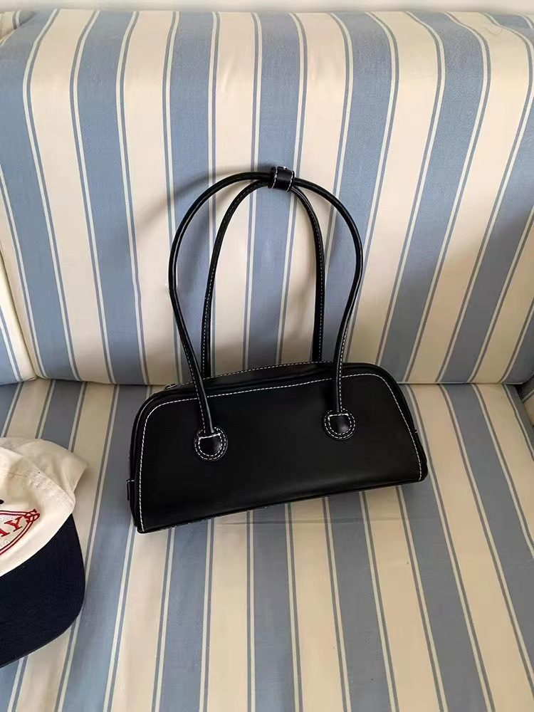 Minimalist Baguette Shoulder Bag view 7