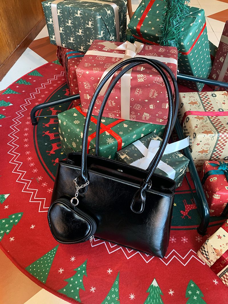 Women's Red Heart Charm Baguette Shoulder Bag view 4