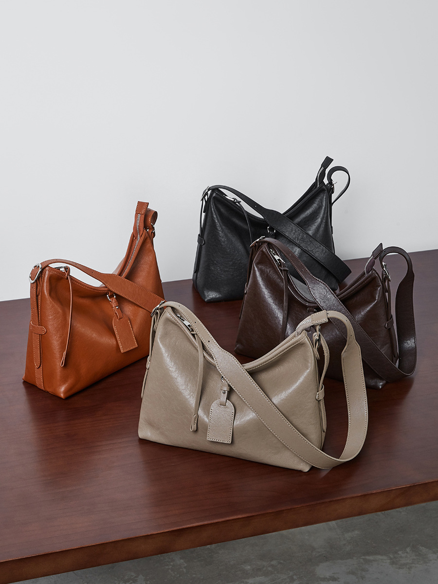Bolso Tote Slouchy de Cuero Vacuno Curtido Vegetal — Gran Capacidad para el Día a Día view 5