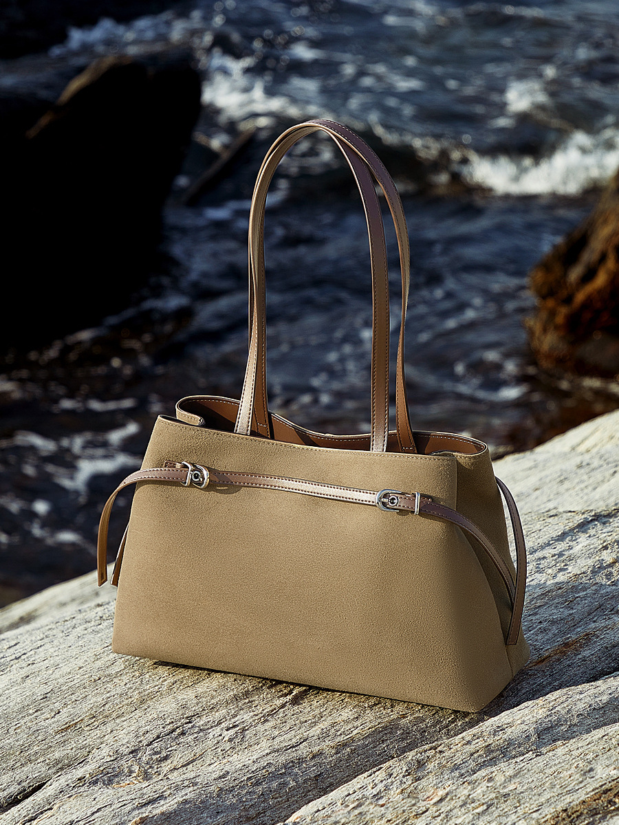 Suede Vintage Large Hand-Carry Tote — Soft Three-Colour view 3