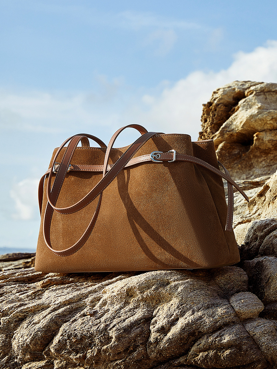 Suede Vintage Large Hand-Carry Tote — Soft Three-Colour view 5