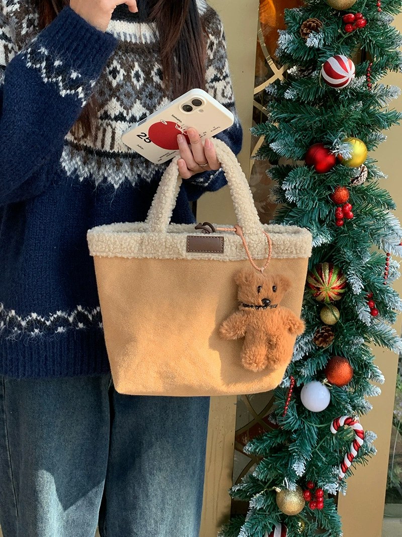 Plush Faux Fur Tote Bag for wholesale OEM — YANYAN Bags Guangzhou handbag factory