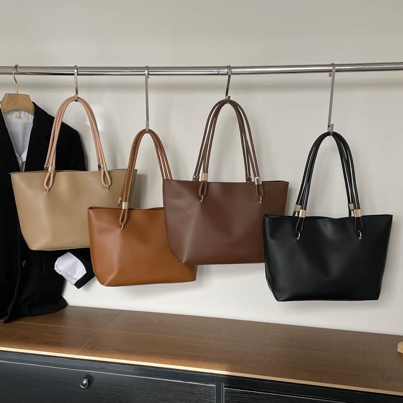 Large Capacity Commuter Tote Shoulder Bag