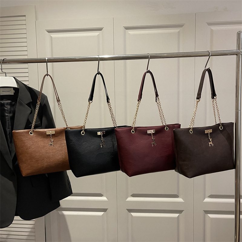 Chain Strap Matte Underarm Tote Bag