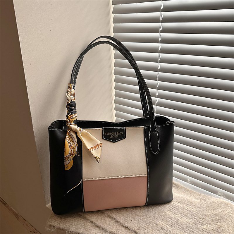 Large Capacity Shoulder Tote Bag view 2