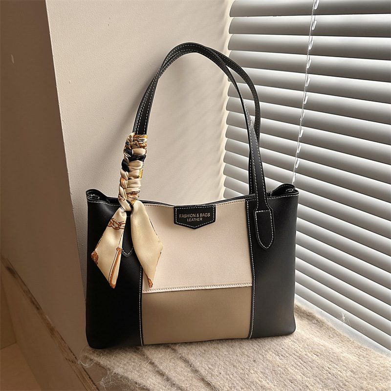 Large Capacity Shoulder Tote Bag view 3