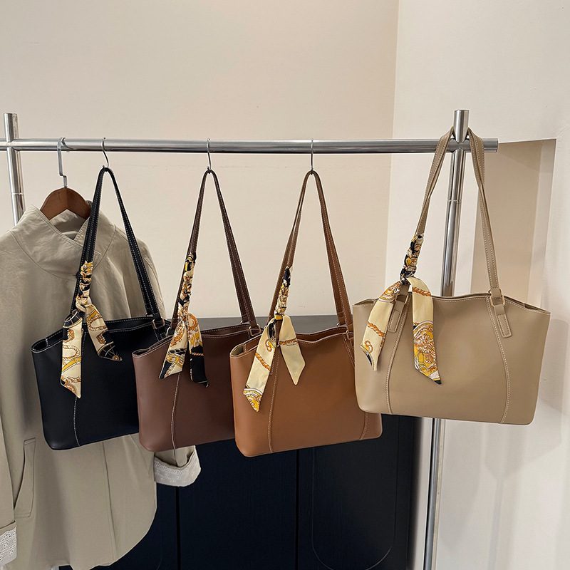 Large Capacity Minimalist Shoulder Tote Bag