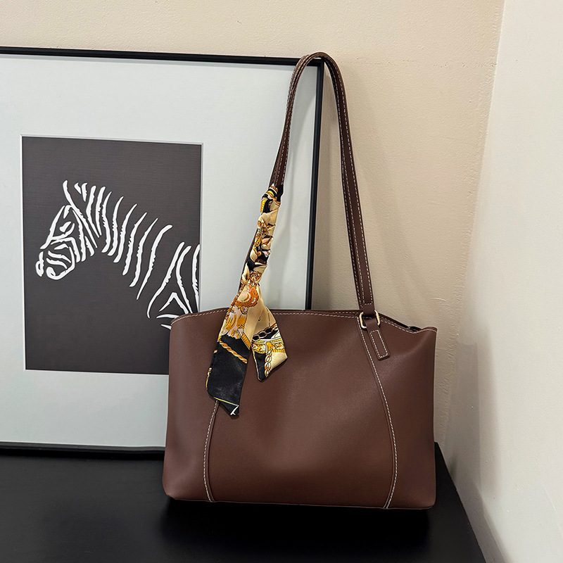 Large Capacity Minimalist Shoulder Tote Bag view 4
