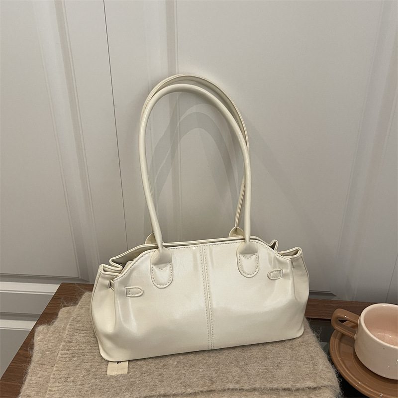 Glossy Leather Large Capacity Shoulder Tote Bag view 4
