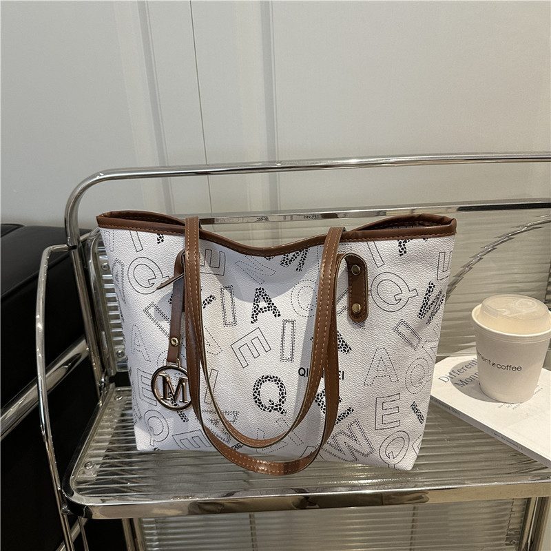 Printed Large Tote Shoulder Bag view 2