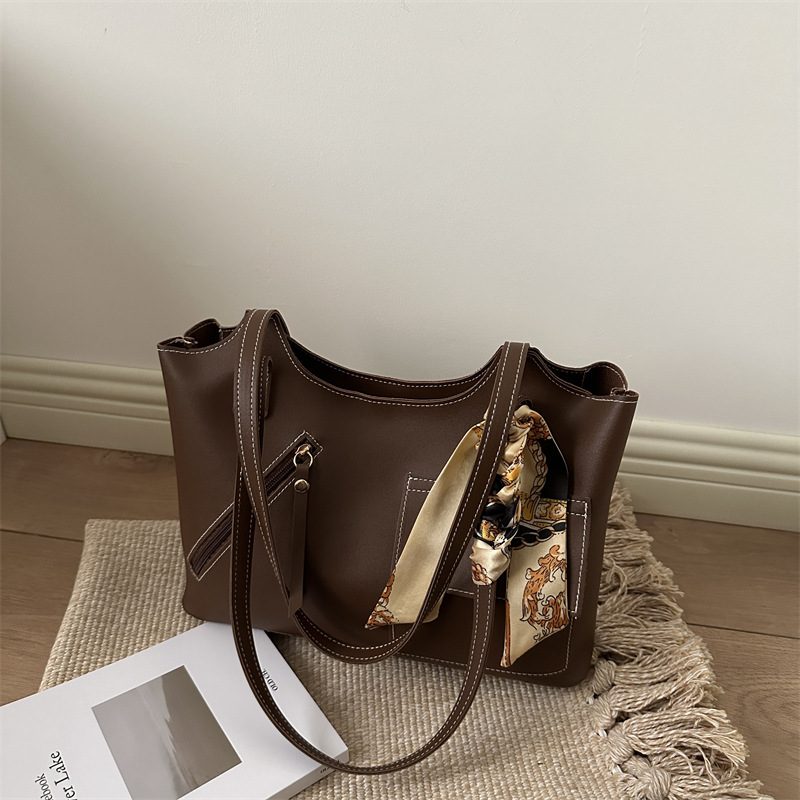 Casual Large Capacity Commuter Tote Bag view 2