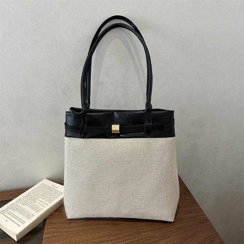 Minimalist Top-Handle Commuter Tote view 2