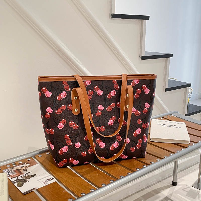 Printed Large Capacity Tote Bag view 3