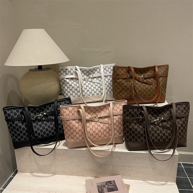 Casual Large Capacity Shoulder Tote