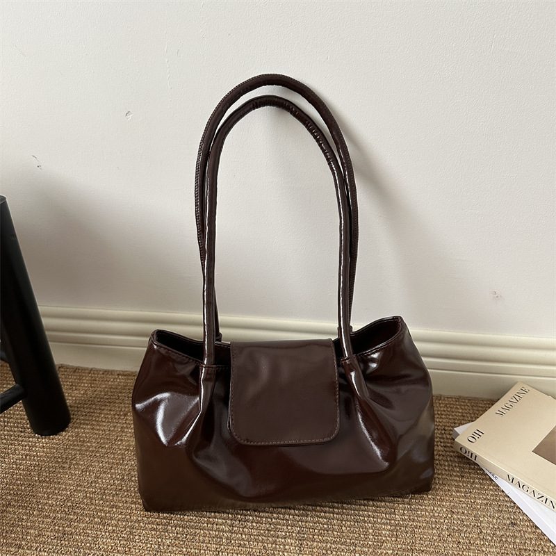 Premium Textured Large Capacity Retro Tote Bag view 4