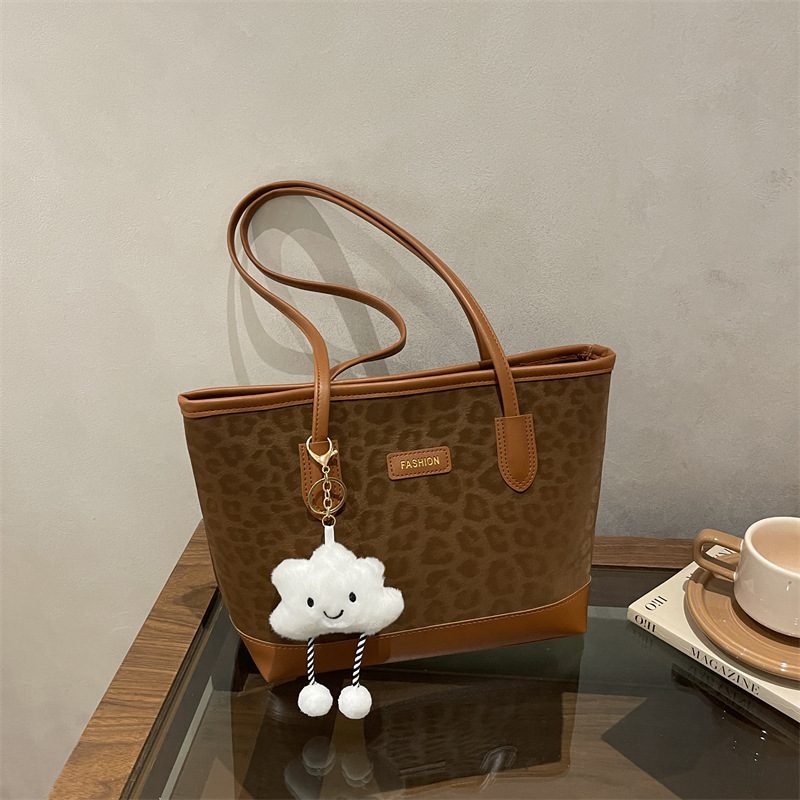Large Capacity Versatile Retro Casual Tote Bag view 2