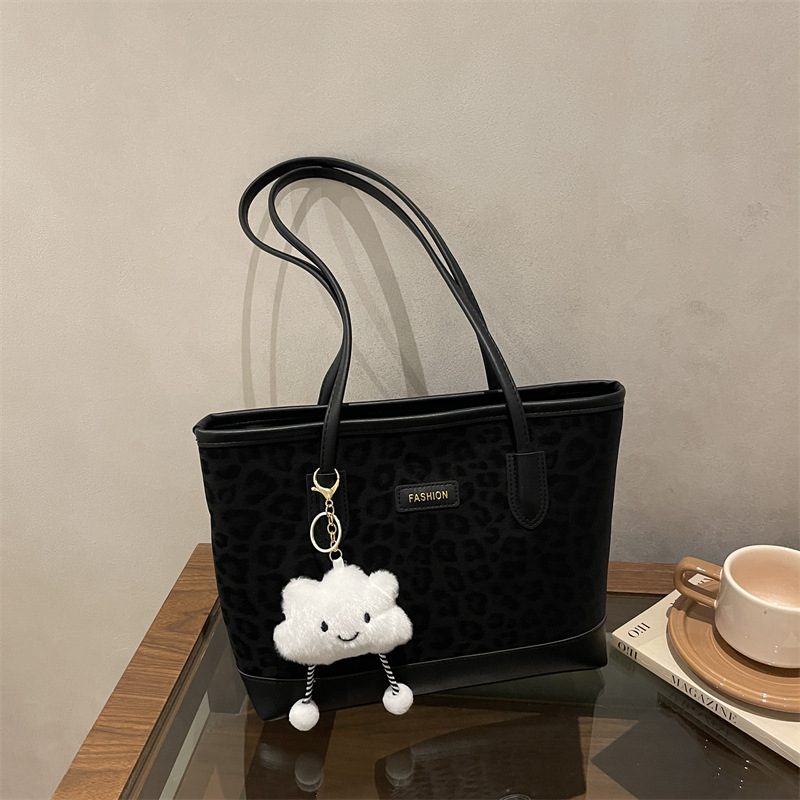 Large Capacity Versatile Retro Casual Tote Bag view 4