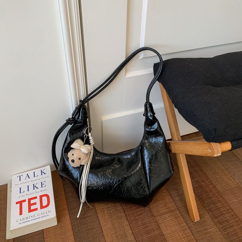 Retro Light Luxury Large Capacity Dumpling Tote Bag view 4