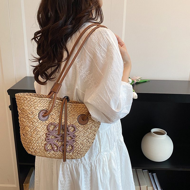 Sweet Minimalist Large Capacity Woven Straw Tote Bag view 4