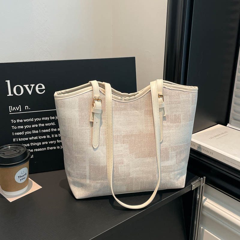 Large Capacity Commuter Shoulder Tote Bag view 11