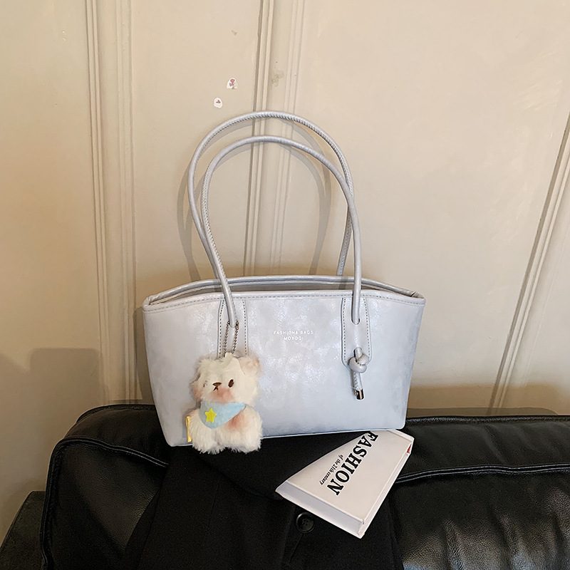 Minimalist Tote Shoulder Bag view 3