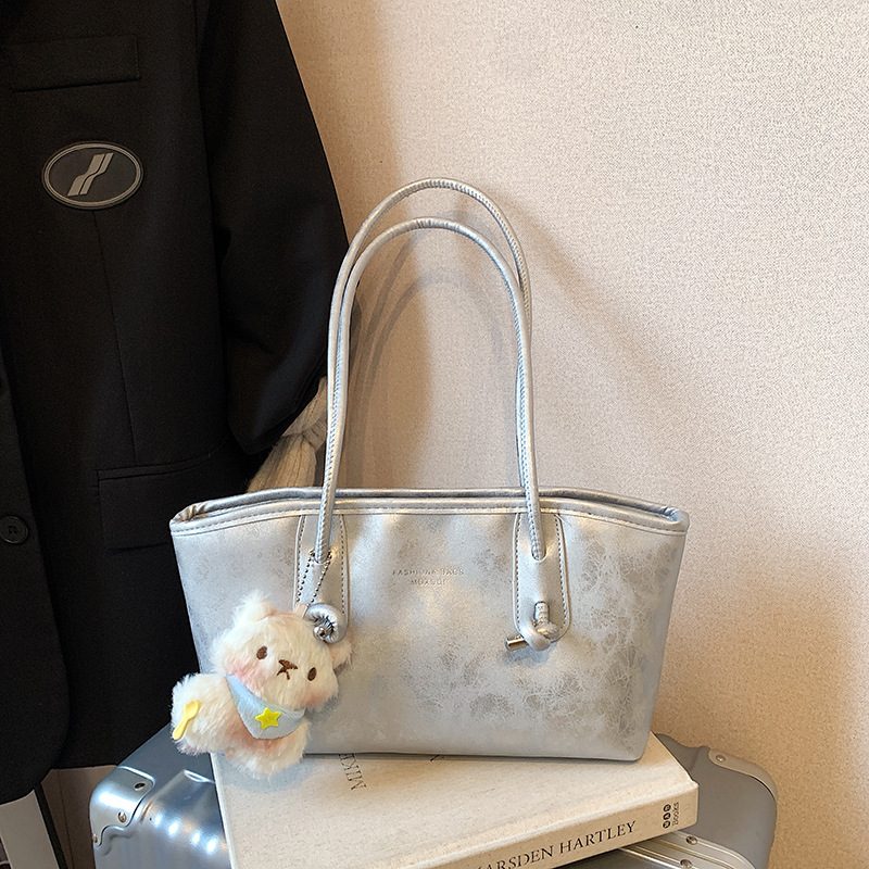 Minimalist Tote Shoulder Bag view 7
