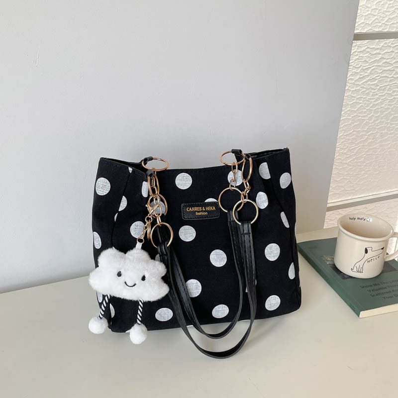 Sac cabas à pois et lien porté épaule view 6