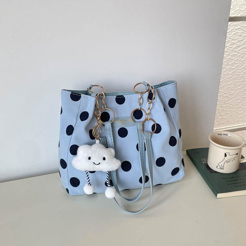Sac cabas à pois et lien porté épaule view 7