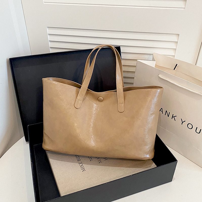 Minimalist Large Capacity Tote Shoulder Bag view 3