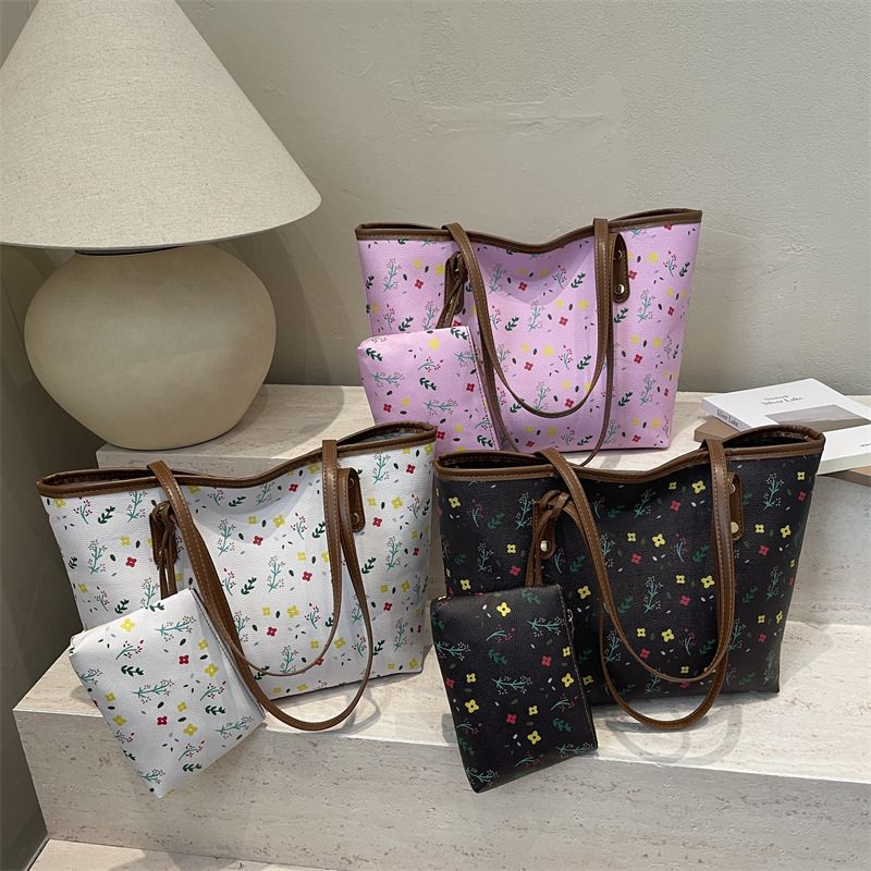Minimalist Large Capacity Tote Bag