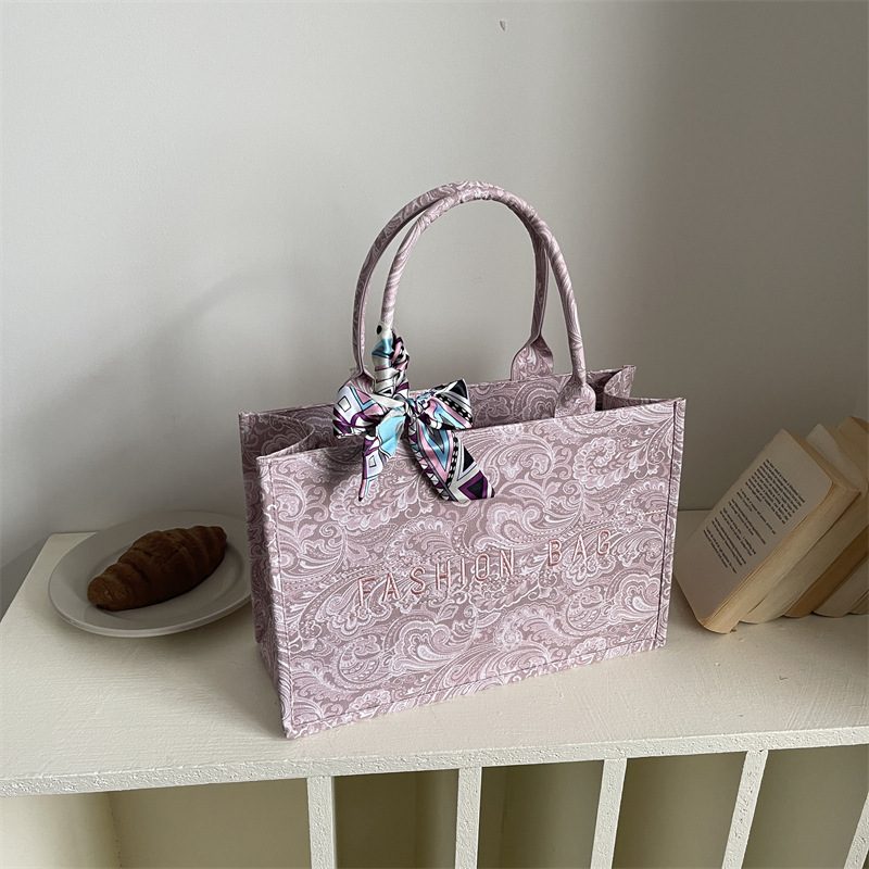 Retro Large Capacity Tote Shoulder Bag view 3