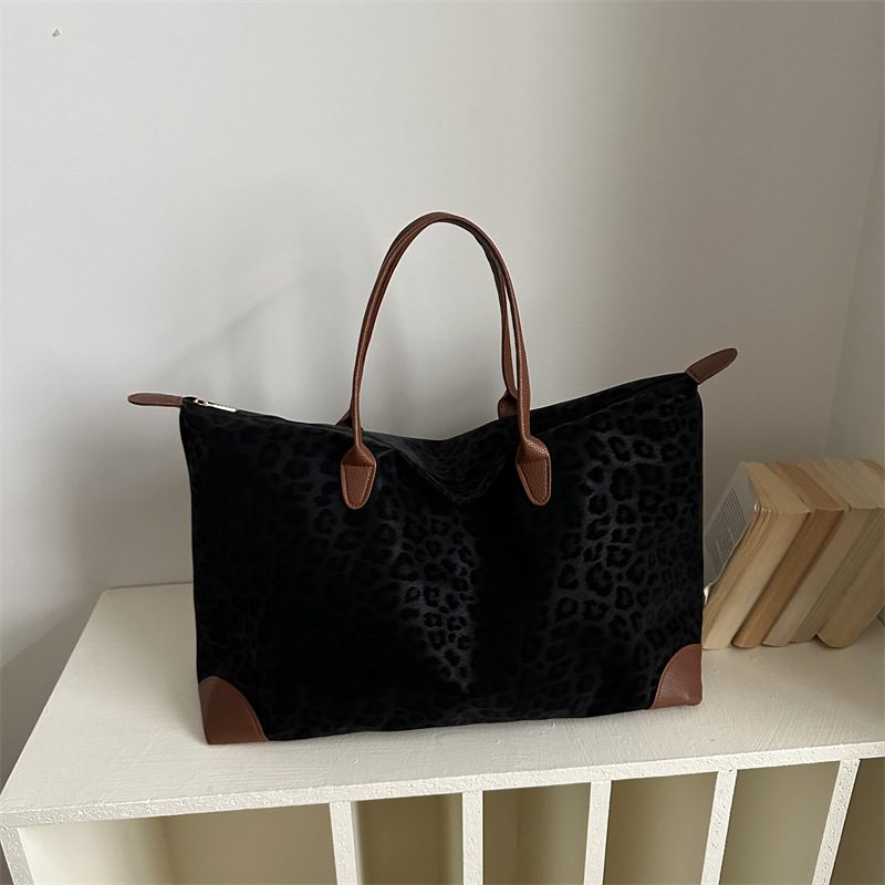 Leopard Print Large Capacity Tote Bag view 3