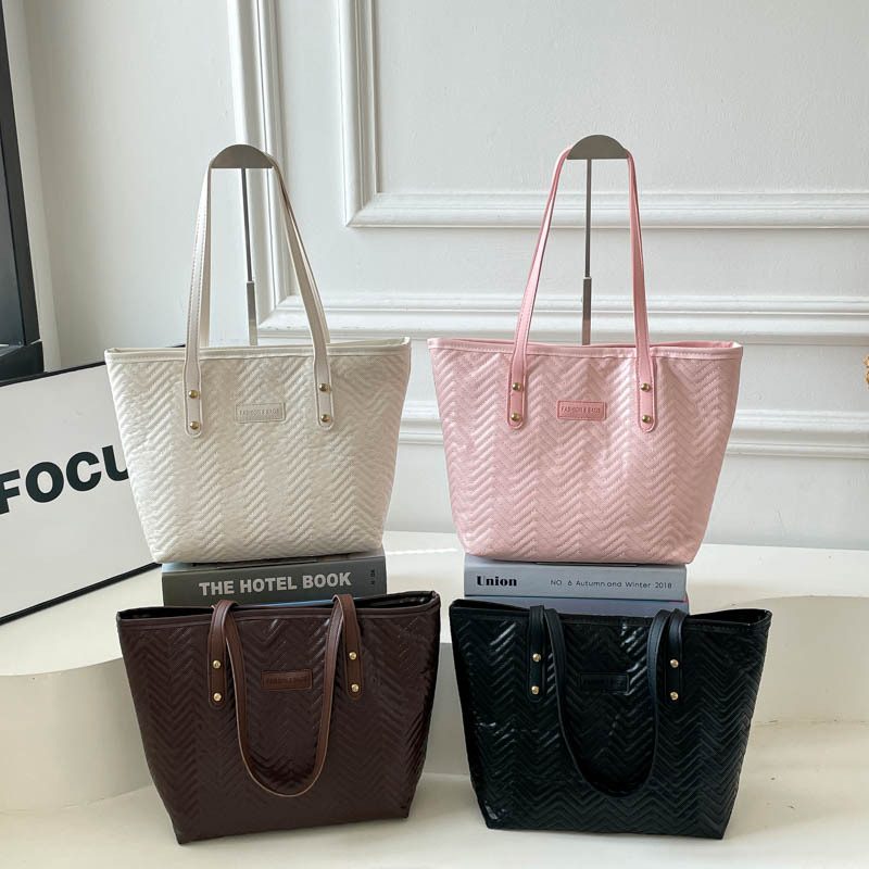 Large Capacity Commuter Tote Shoulder Bag Textured