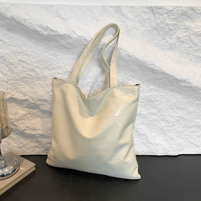 Large Capacity Commuter Shoulder Tote Bag view 2